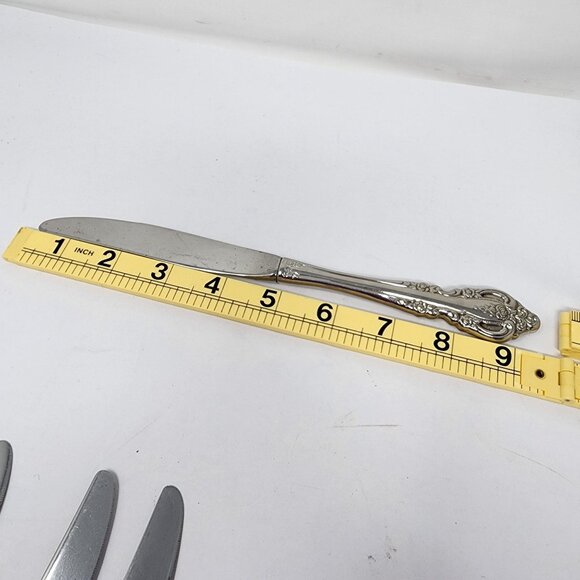 Oneida Brahms Stainless Steel Flatware Knives Set Of 4 Ornate Design - Picture 5 of 6